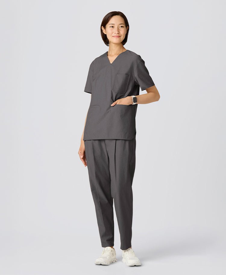 Womens:MOVE Premium Motion Tucked Scrub Pants