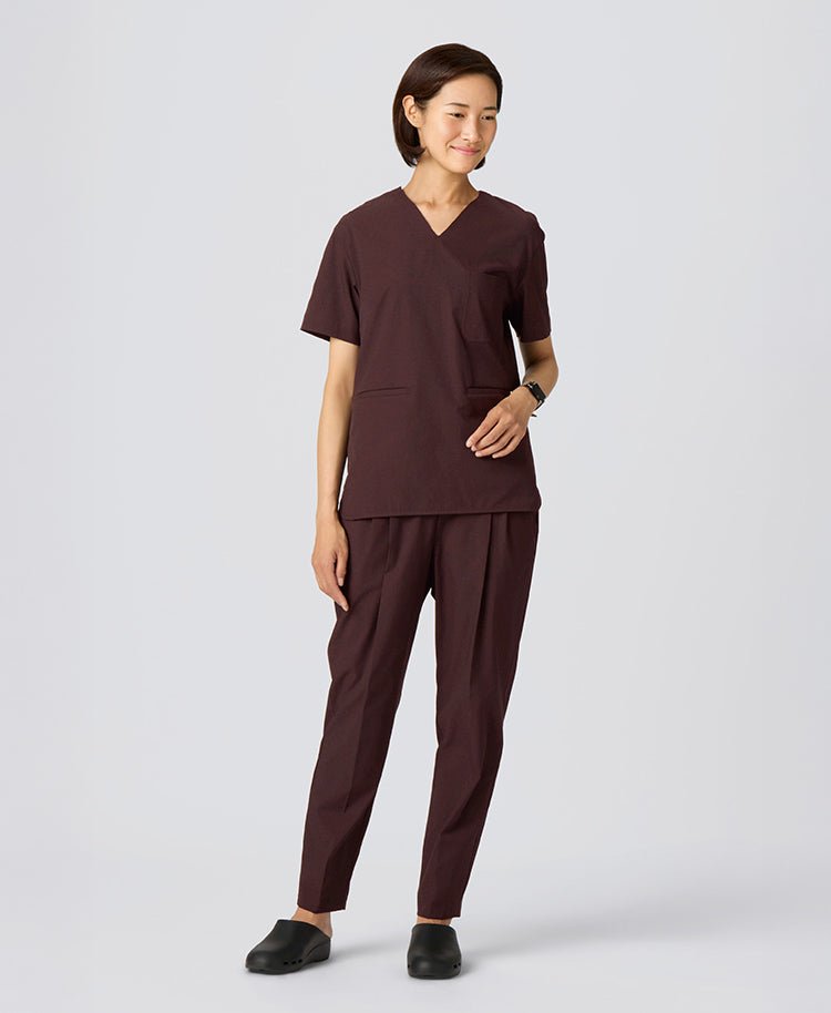 Womens:MOVE Premium Motion Tucked Scrub Pants
