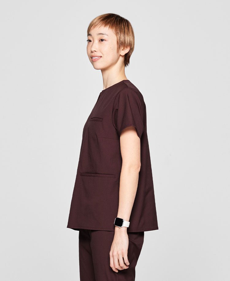 Womens:Scrub tops MOVE