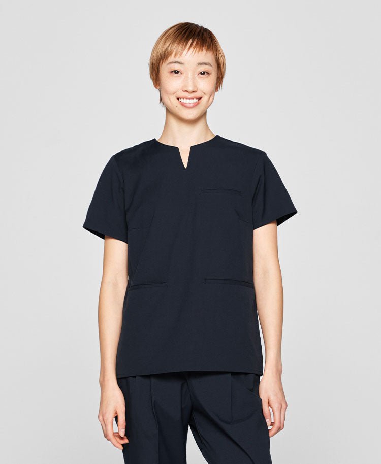 Womens:Scrub tops MOVE