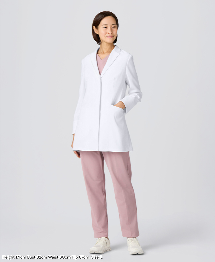 女用實驗袍：LIGHT 精緻合身短款外套