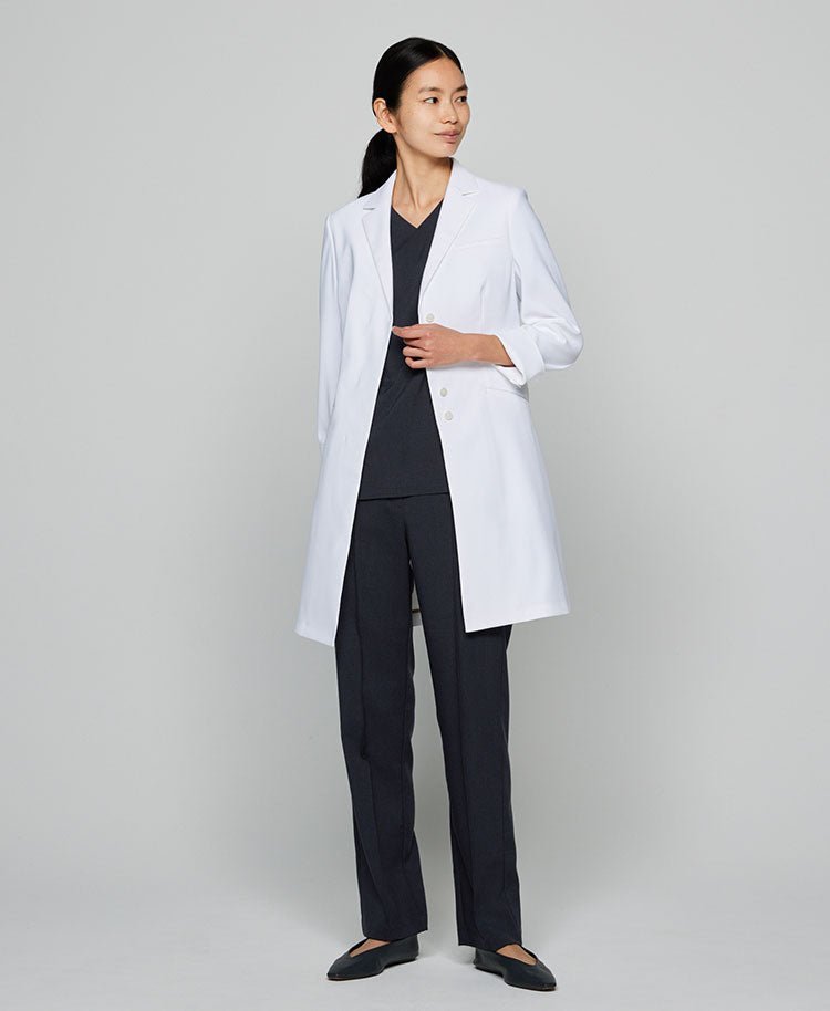 Lightweight Women s Lab Coat for Doctors