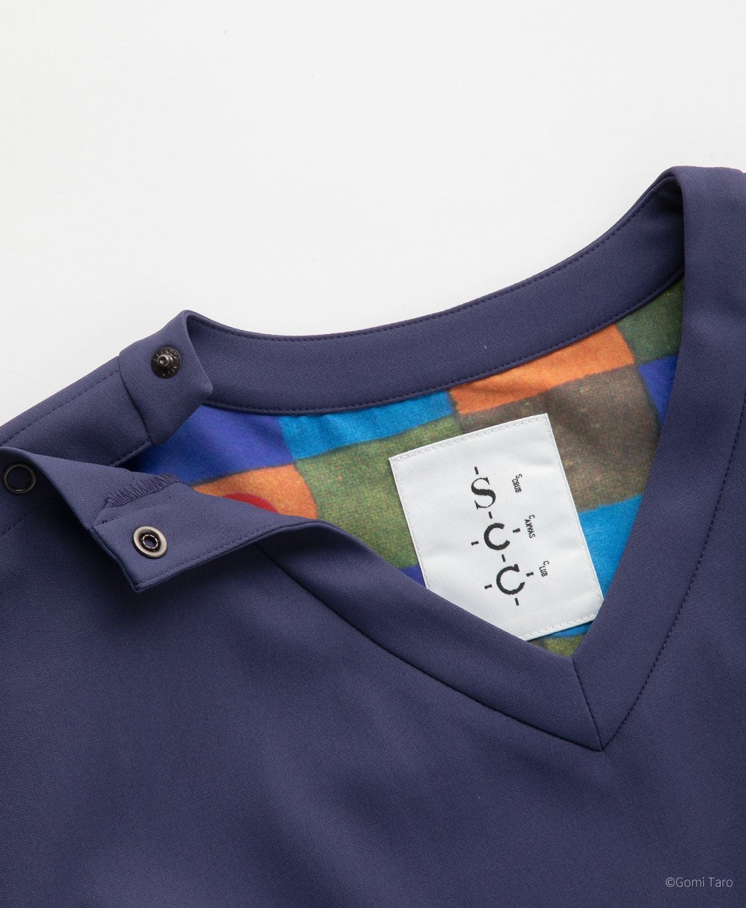 Unisex Scrub Canvas Club:The goldfish got away scrub tops