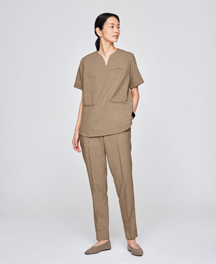 Womens:Curve neck scrub tops TRO