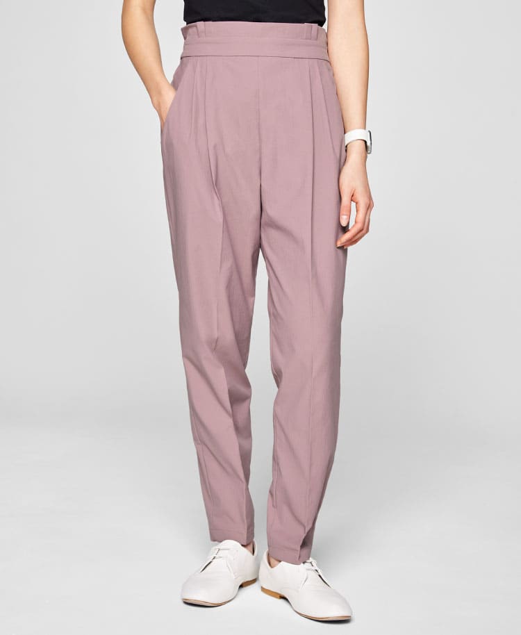 Womens:Tucked scrub pants MOVE